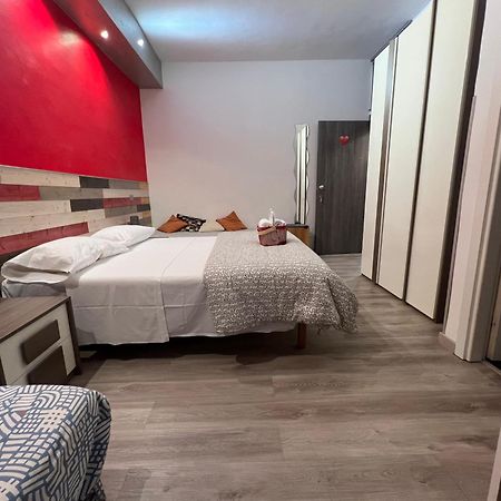 Whatshouse Roma Extérieur photo